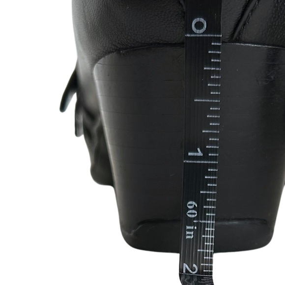 Clarks Leather Active Air Mary Jane Pumps with Double Straps - Size 6.5 - Black - Picture 9 of 9